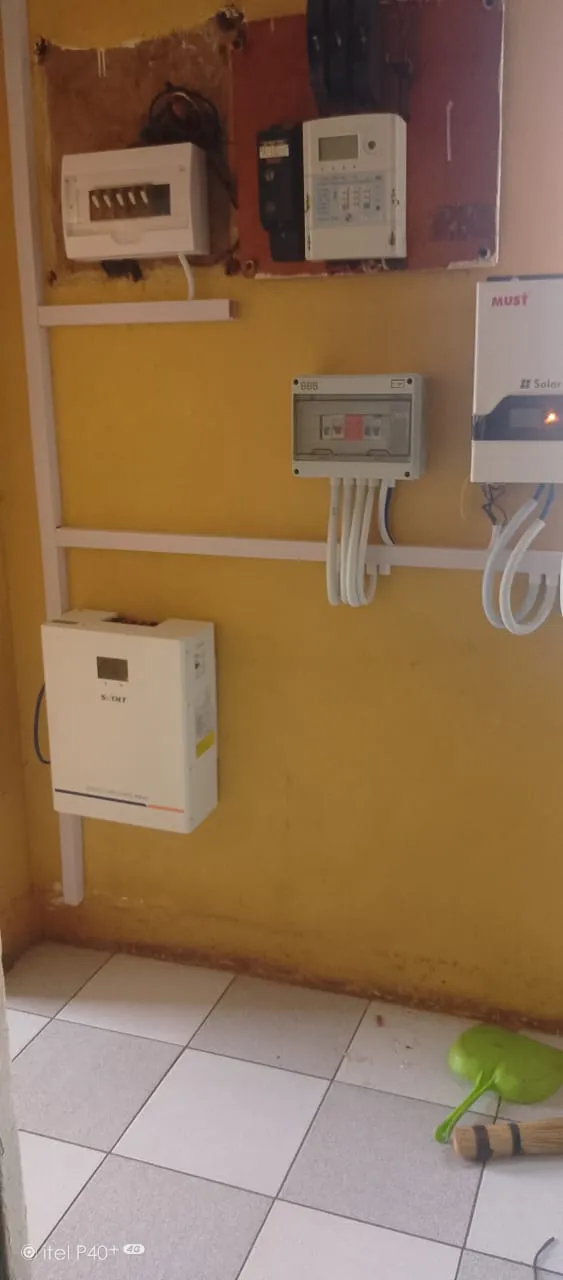 Must solar inverter and SVOLT lithium battery installed by registered electrician in Gauteng
